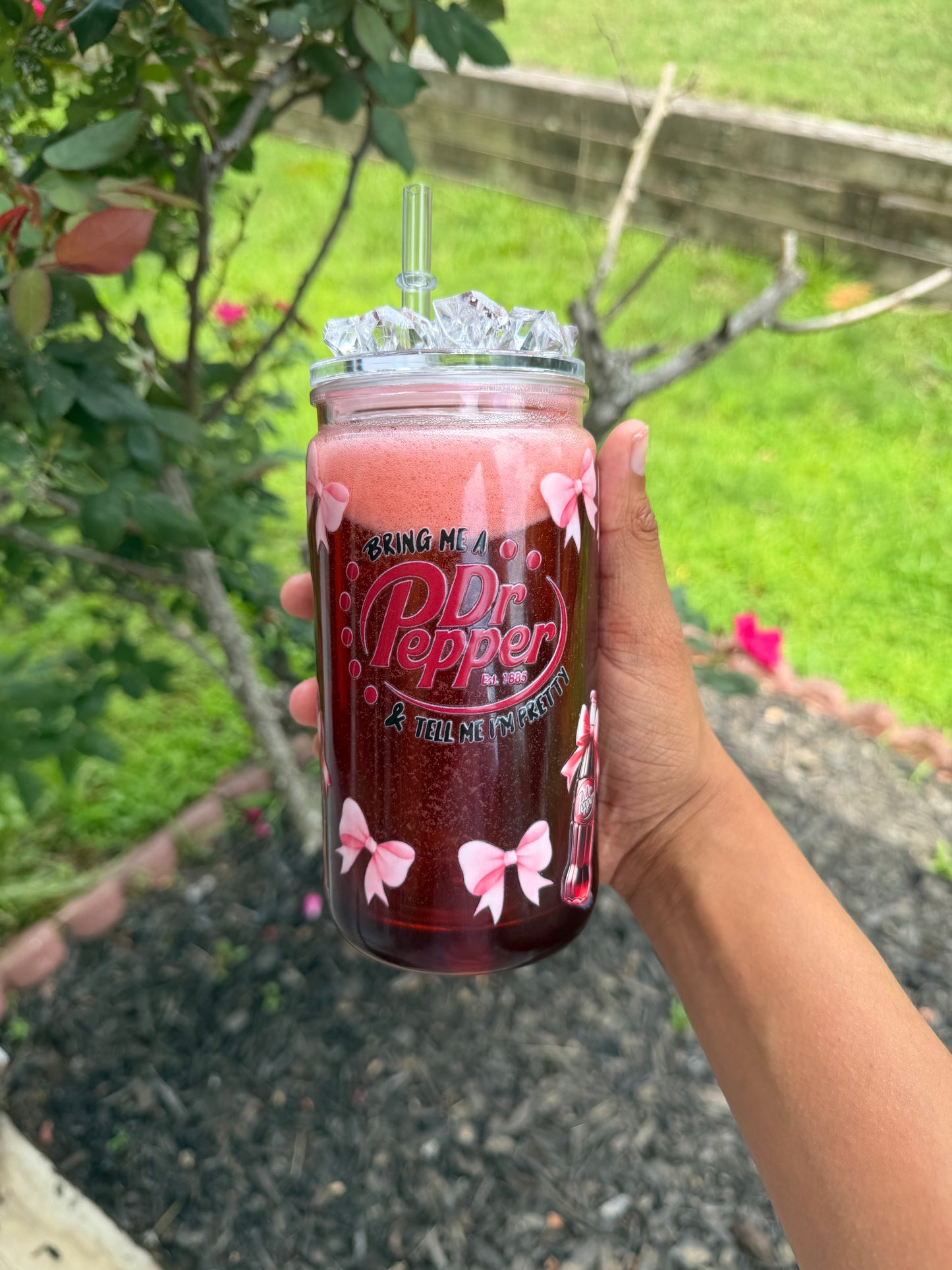 Dr.Pepper Bow 16oz Snow Globe Cup